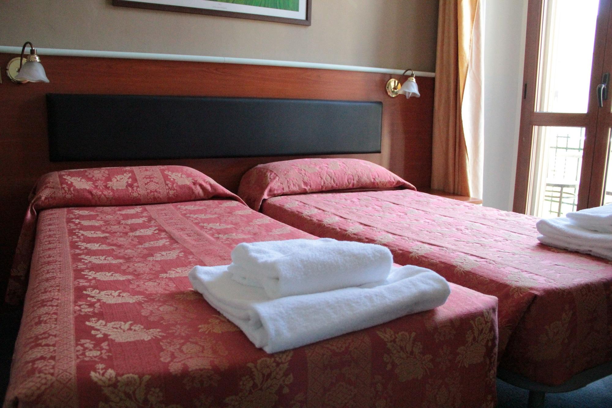Hotel Mm Dateo Милано Екстериор снимка