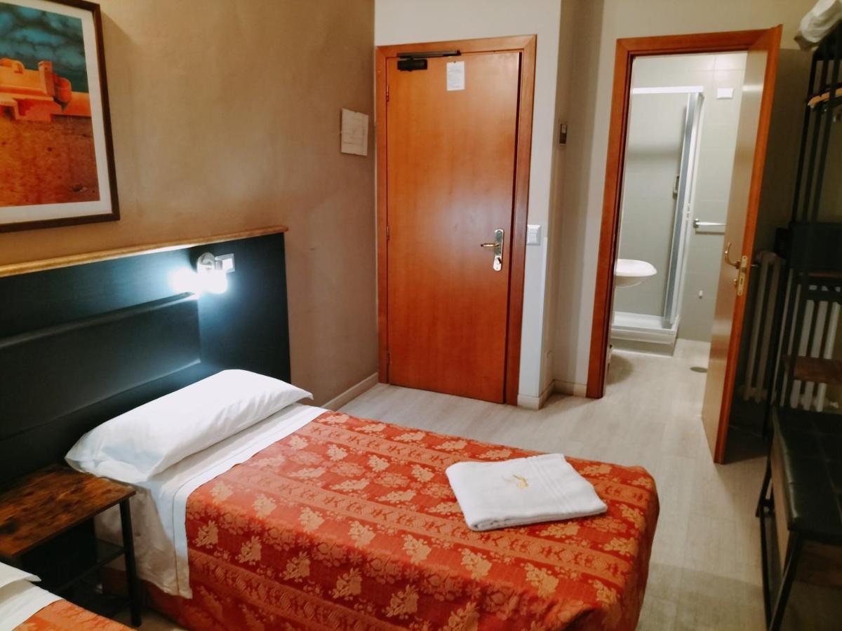 Hotel Mm Dateo Милано Екстериор снимка