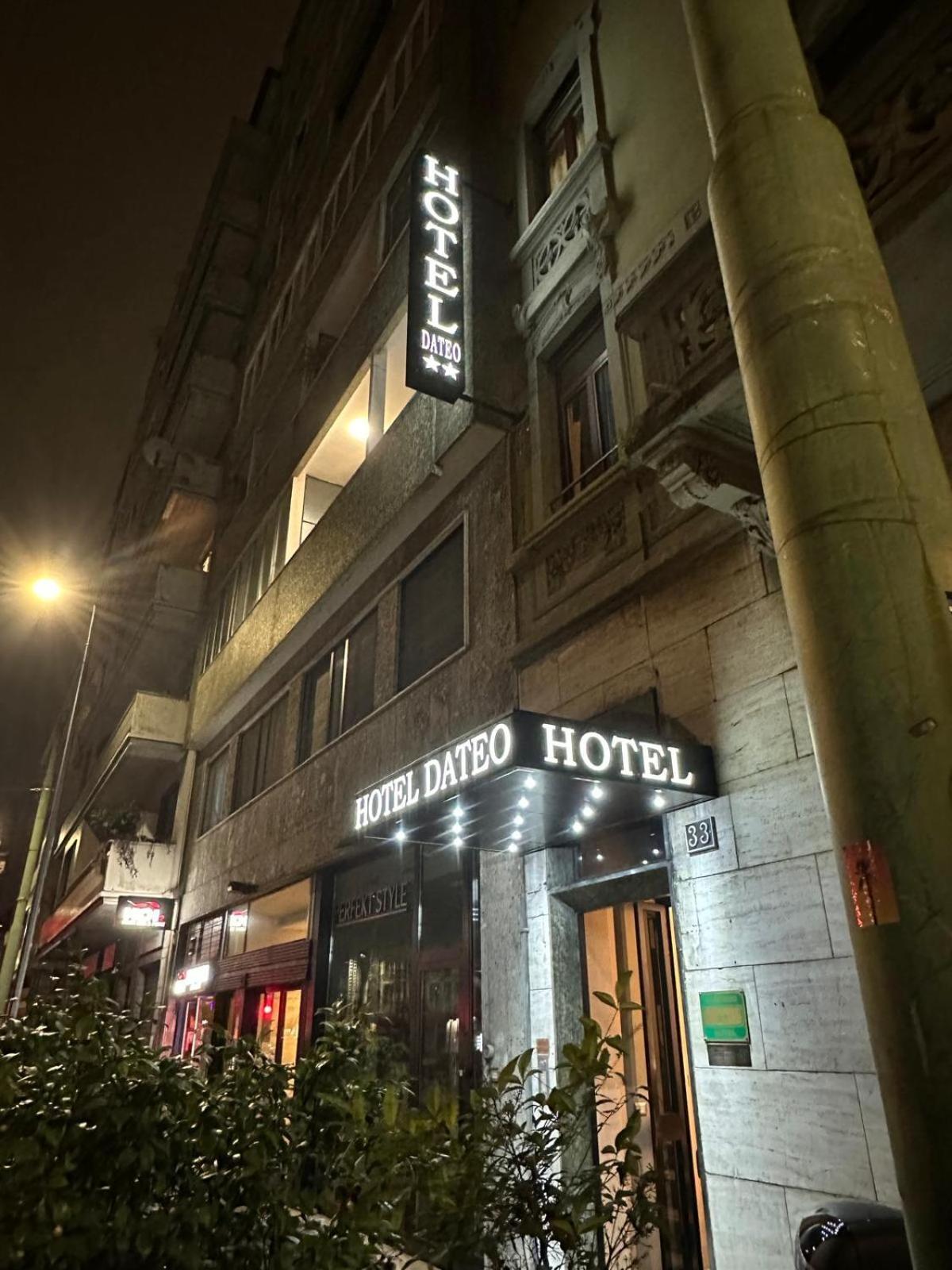 Hotel Mm Dateo Милано Екстериор снимка