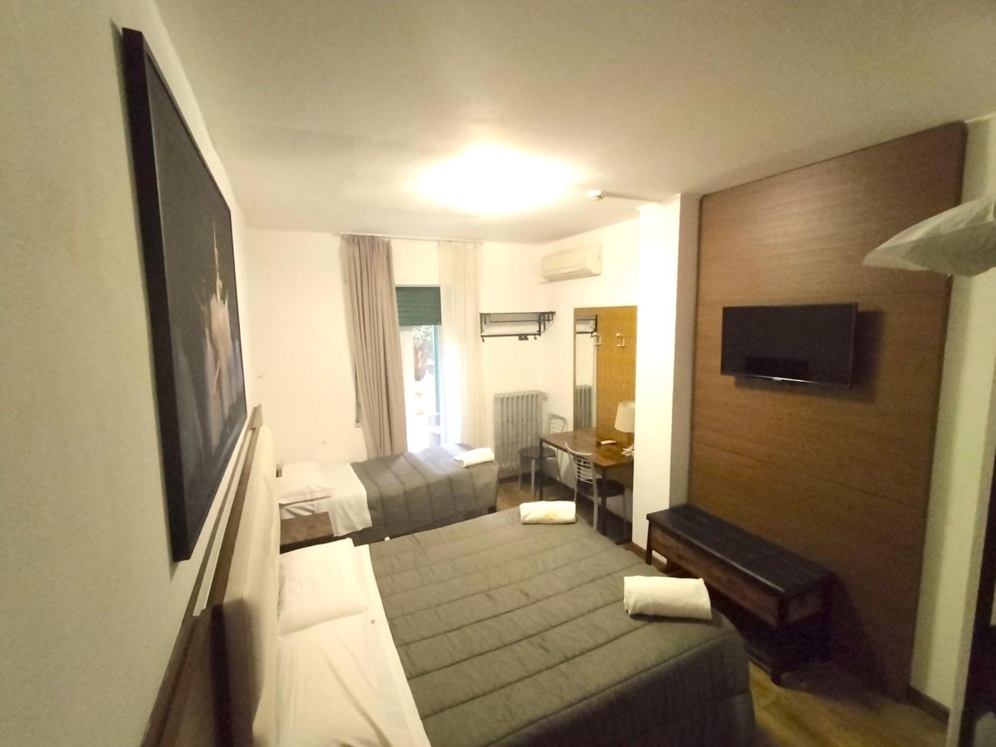 Hotel Mm Dateo Милано Екстериор снимка